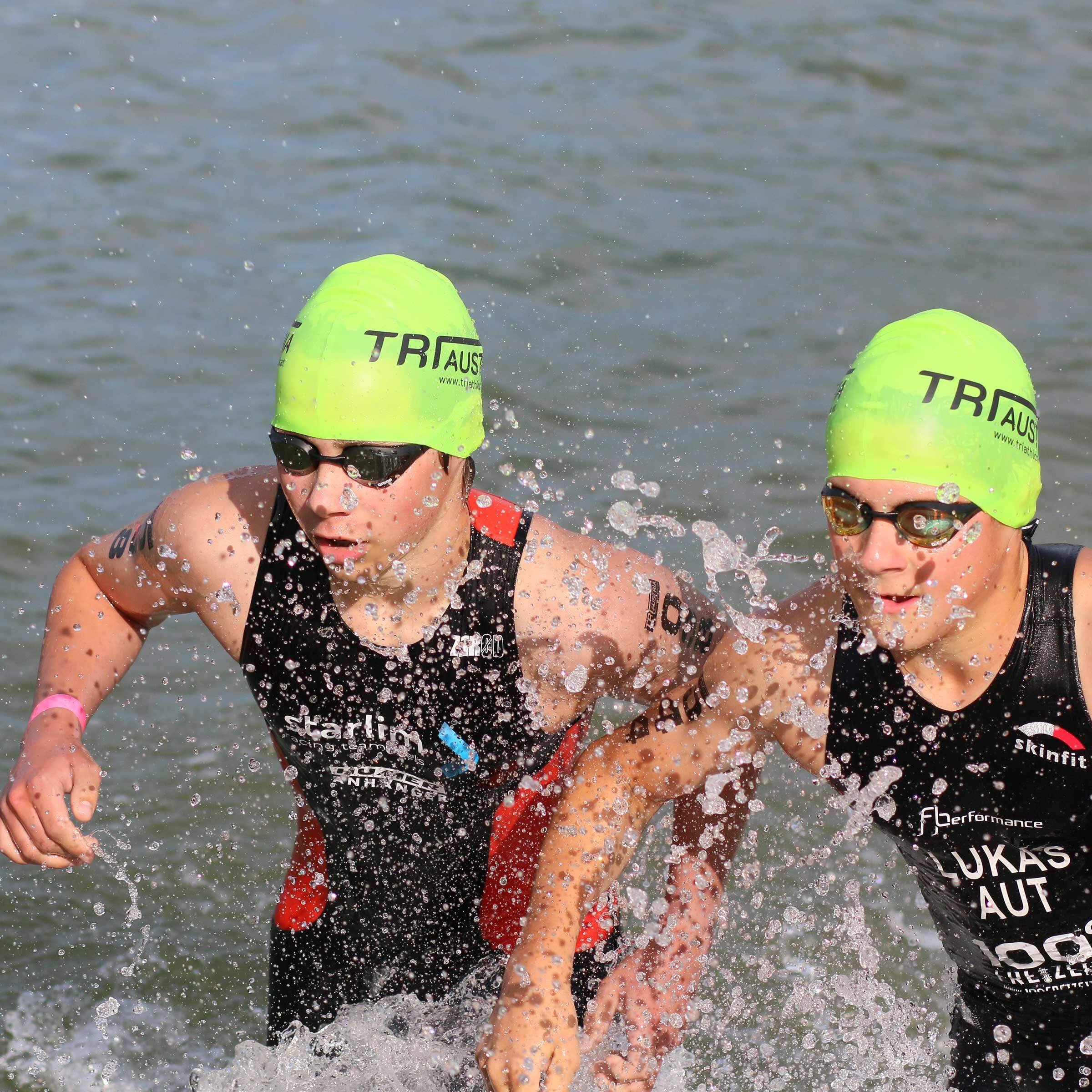 Philipp Wabro beim Schwimmausstieg