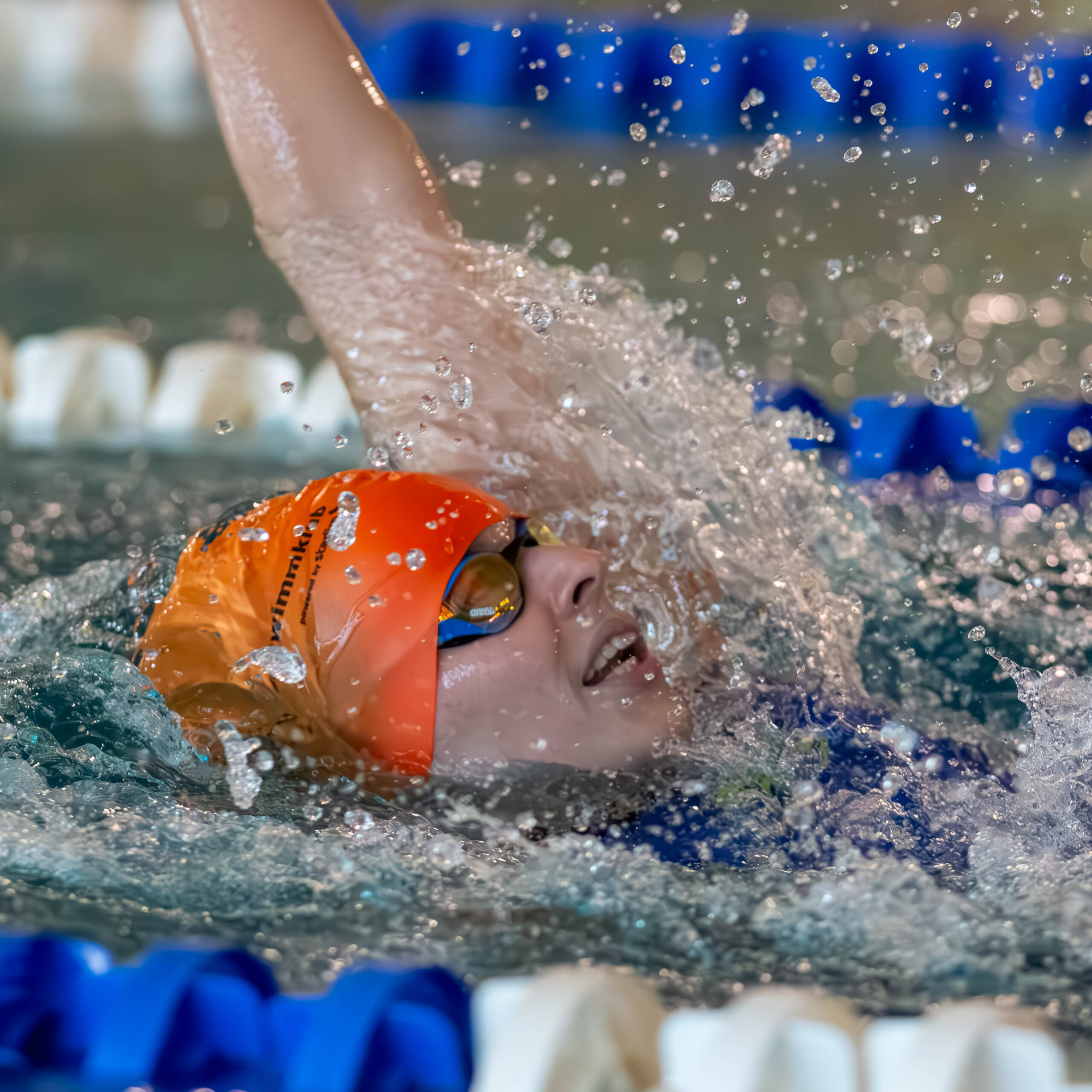 Katarina Jakovljevic beim Rückenschwimmen